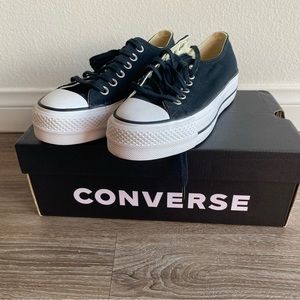 New Chuck Taylor platform sneaker from Converse - Black - 5M